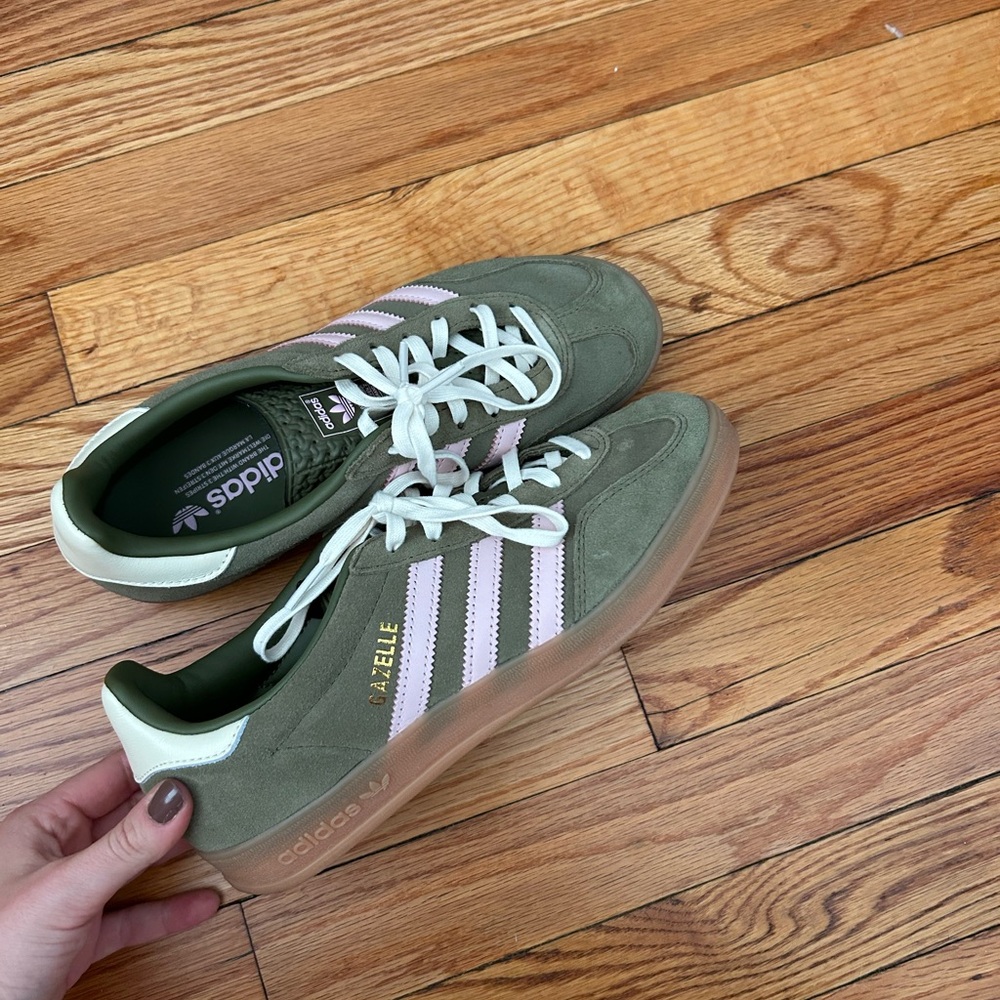 2024 Wmns Gazelle Indoor 'Focus Olive Clear Pink'